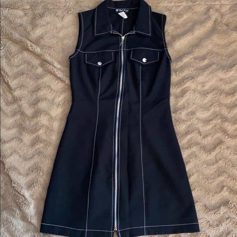 Black Zip Up Dress 🖤